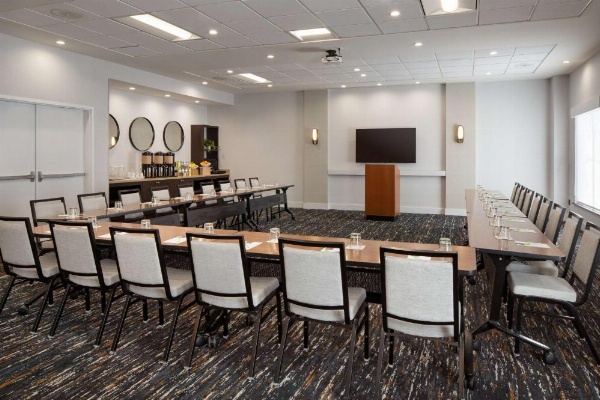 Hyatt Place at Anaheim Resort / Convention Center image 21