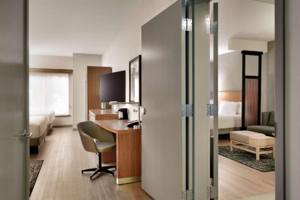 Hyatt Place at Anaheim Resort / Convention Center image 28